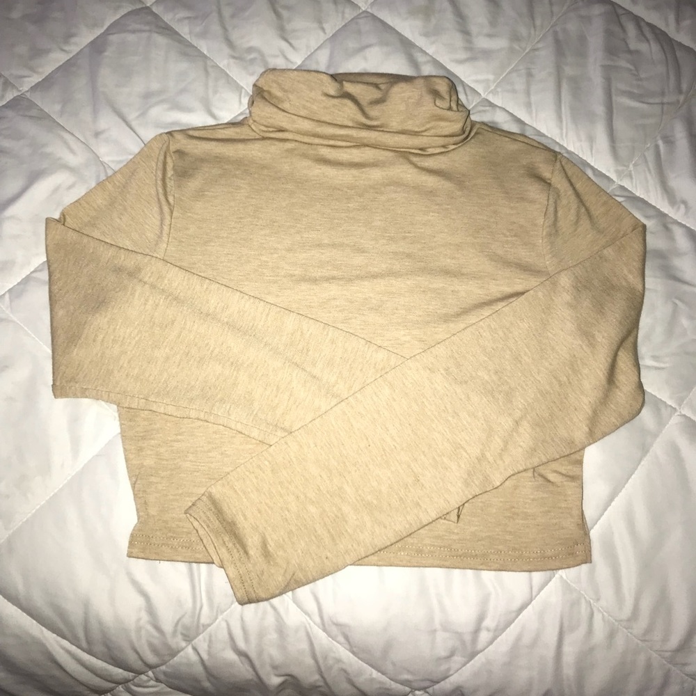 Cream/ tan/ beige turtleneck croptop